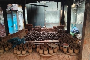 Mumbaj: Wycieczka po slumsach Dharavi z obiadem w lokalnym domu