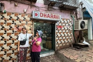 Dharavi Slumdog Millionaire Tour: With Local Guide