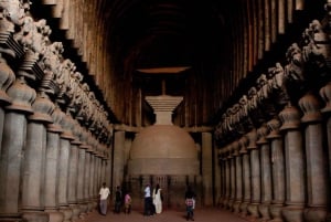 Mumbai: Elephanta Caves: Island Tour With Options