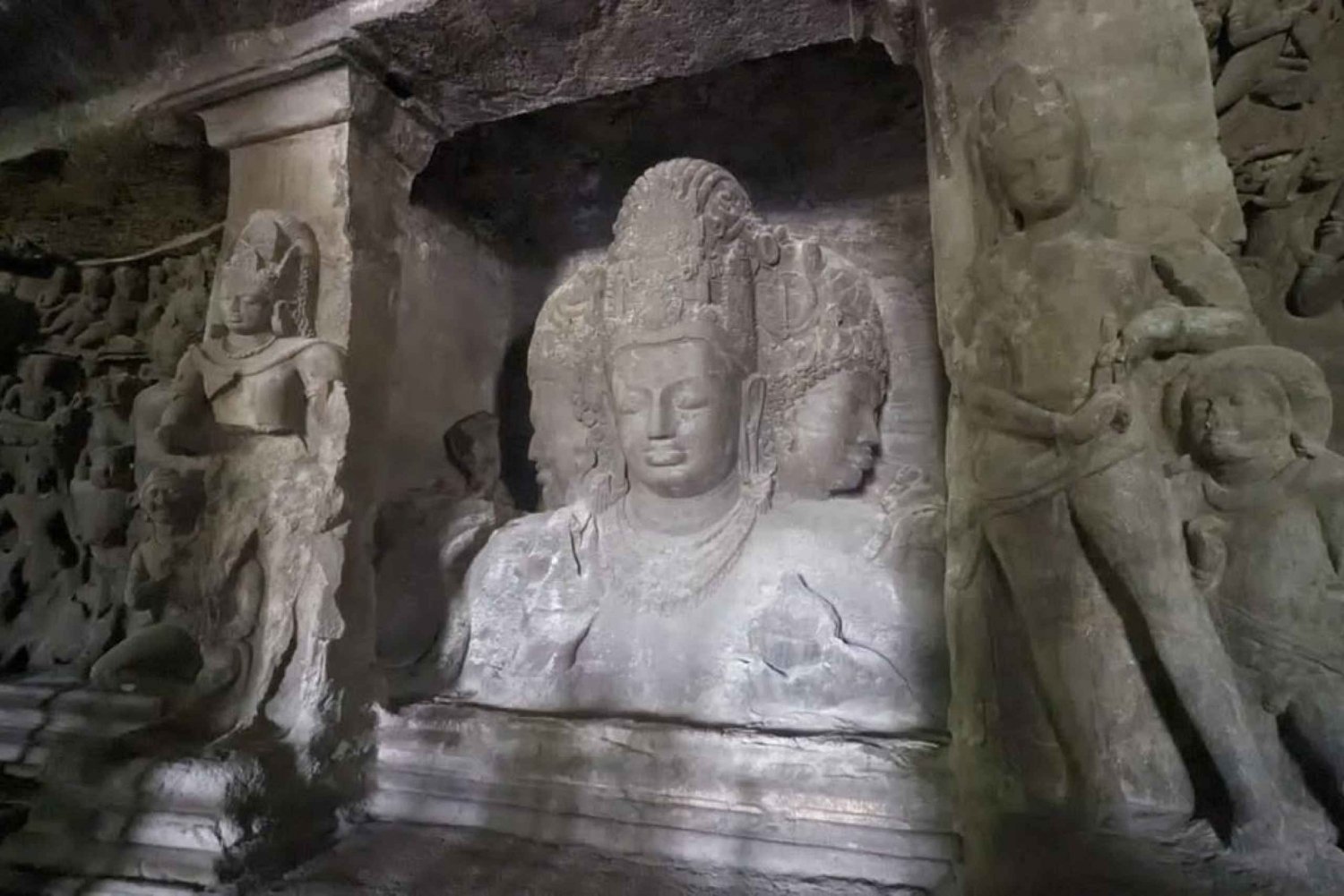 Elephanta Caves Guided Tour with Transfers all inclusive