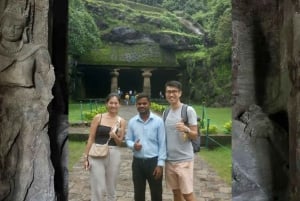 Excursão guiada de meio dia às cavernas de Elephanta