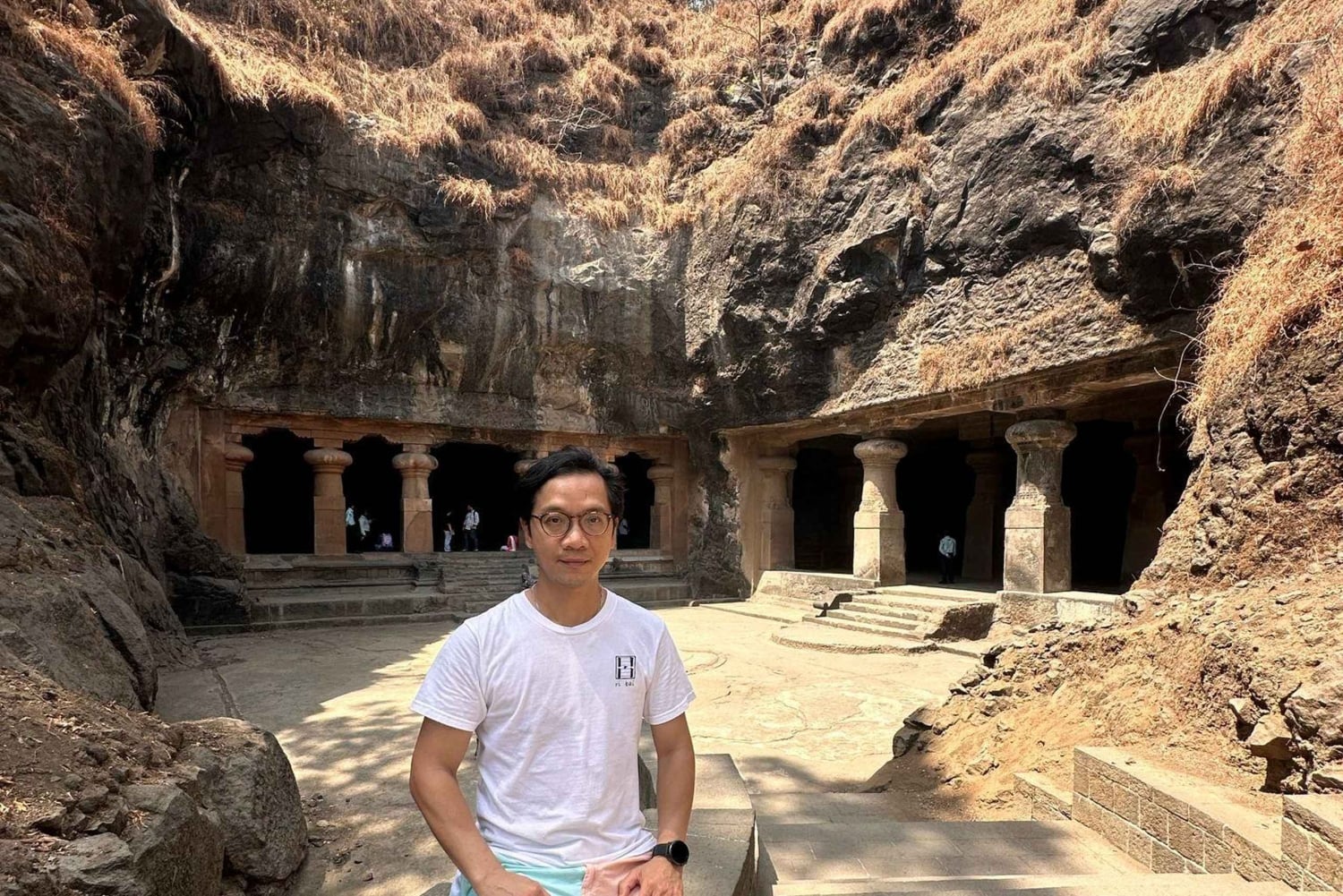 Elephantan luolat Yksityinen opas saarella