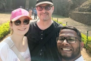 Elephantan luolat Yksityinen opas saarella