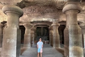 Elephantan luolat Yksityinen opas saarella