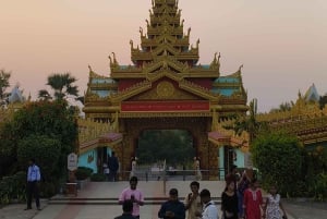 Poznaj Mumbaj - 'Starożytne jaskinie Kanheri i Złota Pagoda'