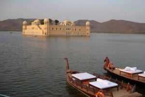 From Mumbai: 3 Day Golden Triangle Tour with Agra & Jaipur