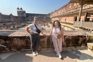 Fra Mumbai: 4-dagers Gulltrekant-tur med fly