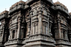From Mumbai: Nizamabad Day Trip with Flights