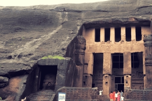 Mumbai: Buddhist Kanheri Caves & optional Pagoda Temple trip