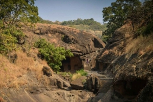 Mumbai: Buddhist Kanheri Caves & optional Pagoda Temple trip