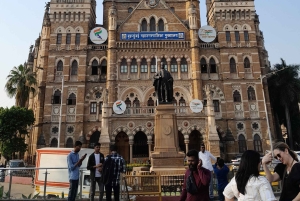 Full-Day Private Mumbai Slum and City Sightseeing Tour