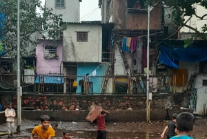 Full-Day Private Mumbai Slum and City Sightseeing Tour