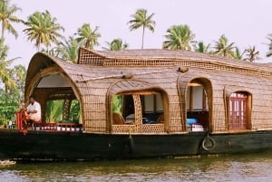 Kerala Houseboat and Mumbai City Tour from Cruise Port