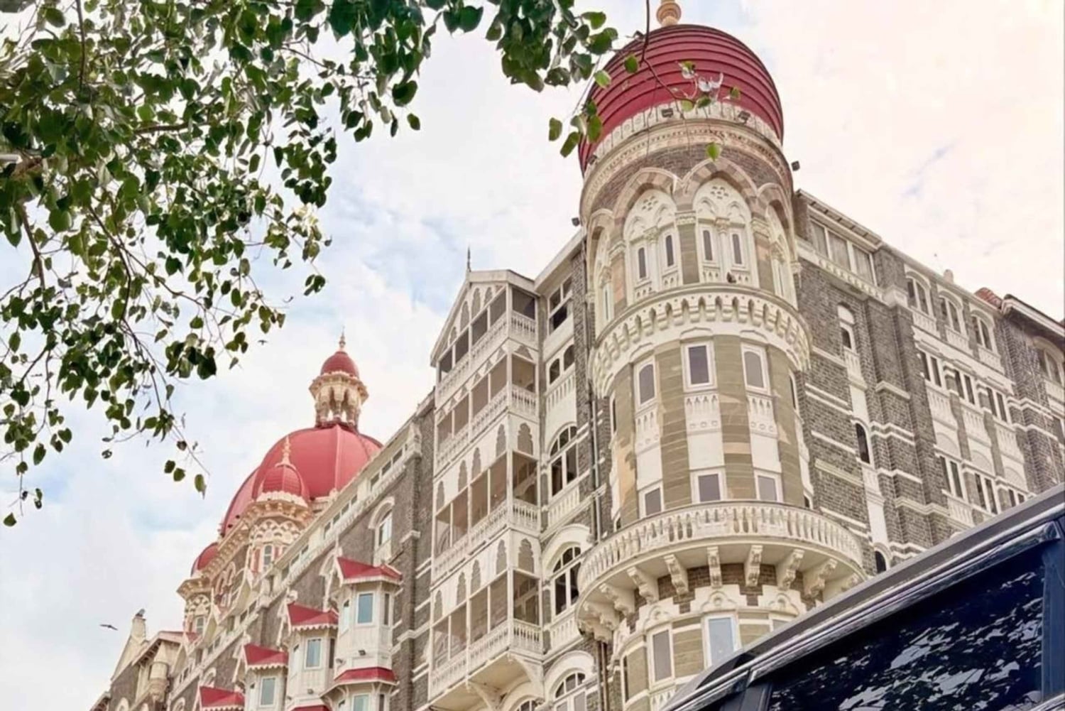 Mumbai 1 Night & Day Street Food Walk, Elephanta & Heritage