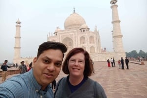 Mumbai: 3-dniowa prywatna wycieczka po mieście Agra z lotem
