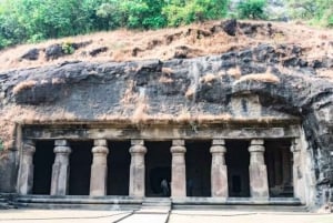 From Mumbai: Half-Day Elephanta Caves Tour with Ferry Ride