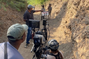 Mumbai: Bollywood-studiokierros + tanssiesitys + live-kuvaus