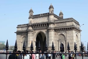 Mumbai By Dawn: Explore Early Morning Markets and Temple