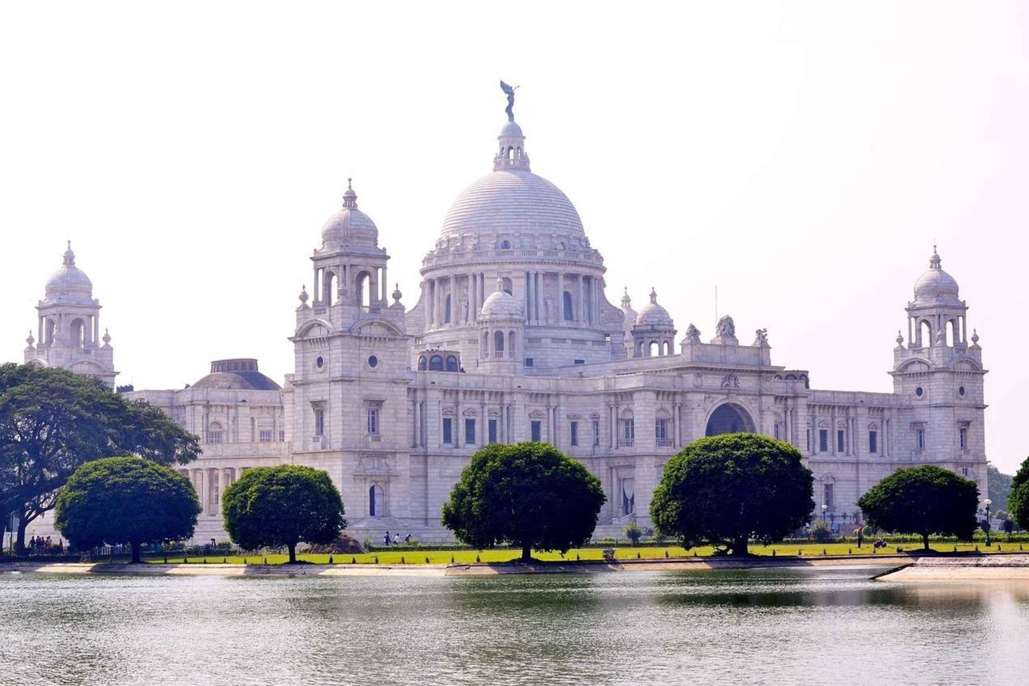 Mumbai: Private 5-Hours Sightseeing Tour with Lunch