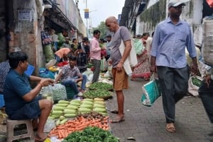 Mumbai : Visite du marché le matin.