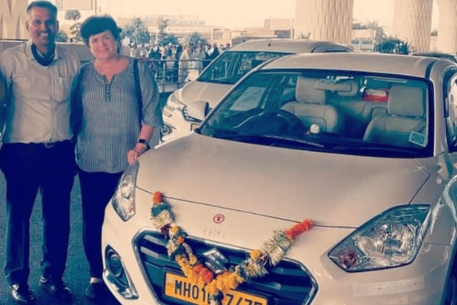 Passeio turístico pela cidade de Mumbai com nosso motorista especializado