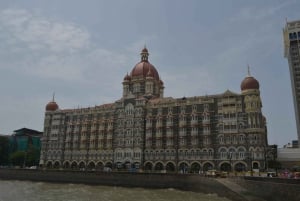 Mumbai: Sightseeing-Tour mit Fährfahrt und Dharavi-Slum