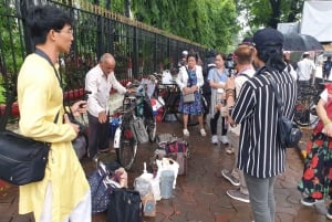 Mumbai + Dabbawalla + Slum + ja Dhobighat Tour pickupilla varustettuna