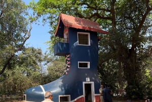 ムンバイ + ダバワラ + スラム街 + ドビガート ツアー (送迎付き)