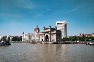 Mumbai: Dharavi Slum, Dabbawala, & Dhobi Ghat Day Tour