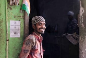 Mumbai: Dharavi Slum Guided Walking Tour by 1st Female Guide