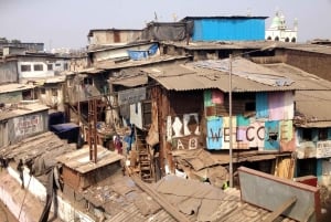 Mumbai: Dharavi Slum Tour with Home Visit Shore Excursion