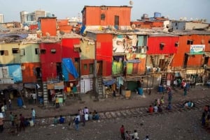 Mumbai:Dharavi Slum Tour with Local Train Ride