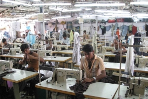 MUMBAI DHARAVI SLUMMI KIERTUE