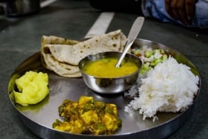 ムンバイ：ダーラヴィのウォーキングツアー（オプション付き）