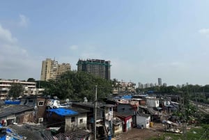 Mumbai: Tutustu Intian suurimpaan slummiin - paikallisen näkökulma