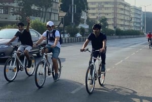 Mumbai: Early Morning Bicycle Tour