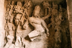 Mumbai: Elephanta Island and Elephanta Caves Guided Tour