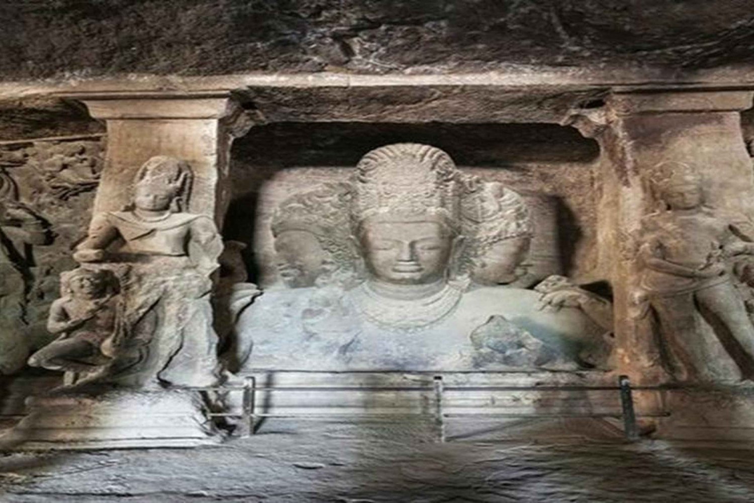 Mumbai: Elephanta-Höhlen-Tour & Märchenfahrt