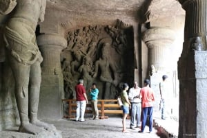 Mumbai: Elephanta Caves Tour with Cruise Group