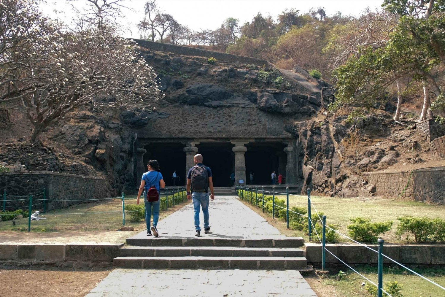 Mumbai: Elephanta Caves Tour