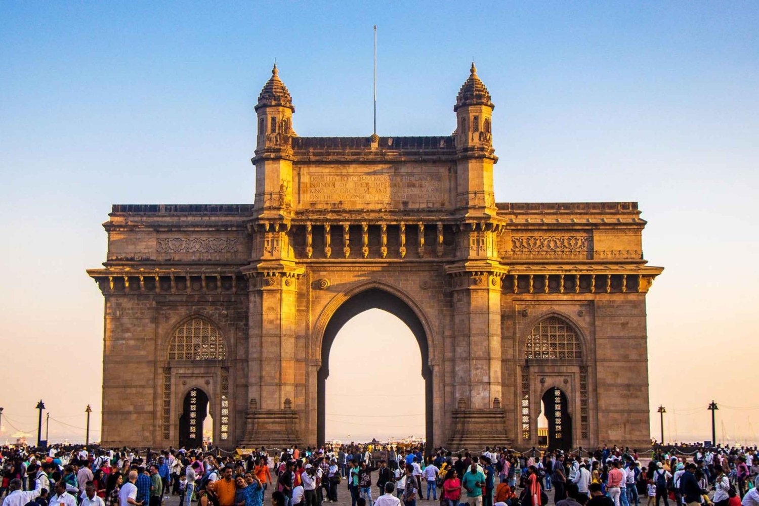 Bombay: Tour por las cuevas de la isla de Elefanta - Explora una joya de la UNESCO