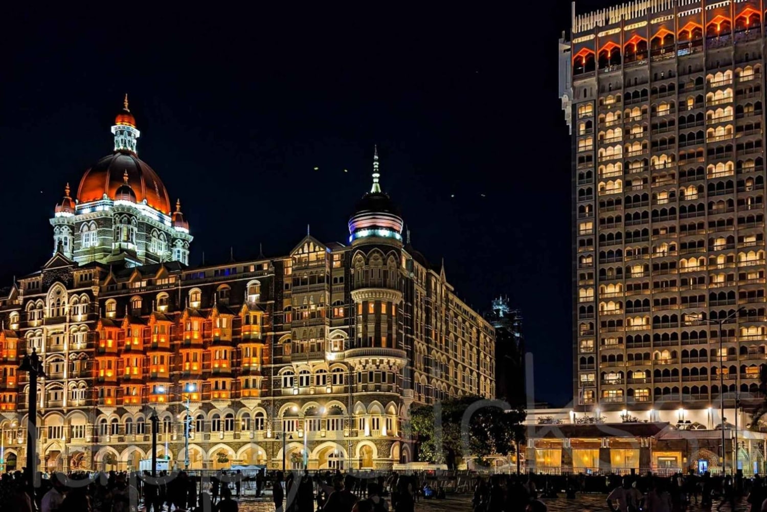 Mumbai: Stadsvandring på kvällen med middag för passagerare på guidad kryssning