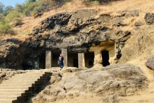 Mumbai: Half Day Elephanta Caves Guided Tour with Ferry Ride