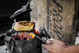 Mumbai: Hidden Street Eats Tour by Train