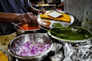 Mumbai: Hidden Street Eats Tour by Train