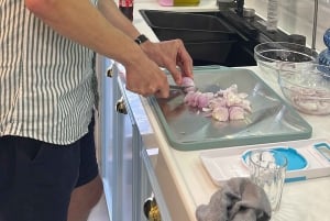 Mumbai: Matlagingskurs i indisk chai og pakora i et lokalt hjem