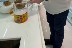 Мумбаи: кулинарный урок в местном доме: индийский чай и пакора