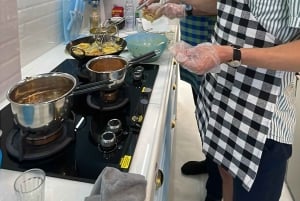 Мумбаи: кулинарный урок в местном доме: индийский чай и пакора