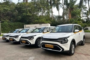 Mumbai: Udlejning af Innova Crysta eller Kia Carens med chauffør