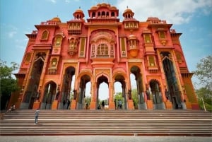 Mumbai e Jaipur: tour privato di 2 giorni in due città iconiche